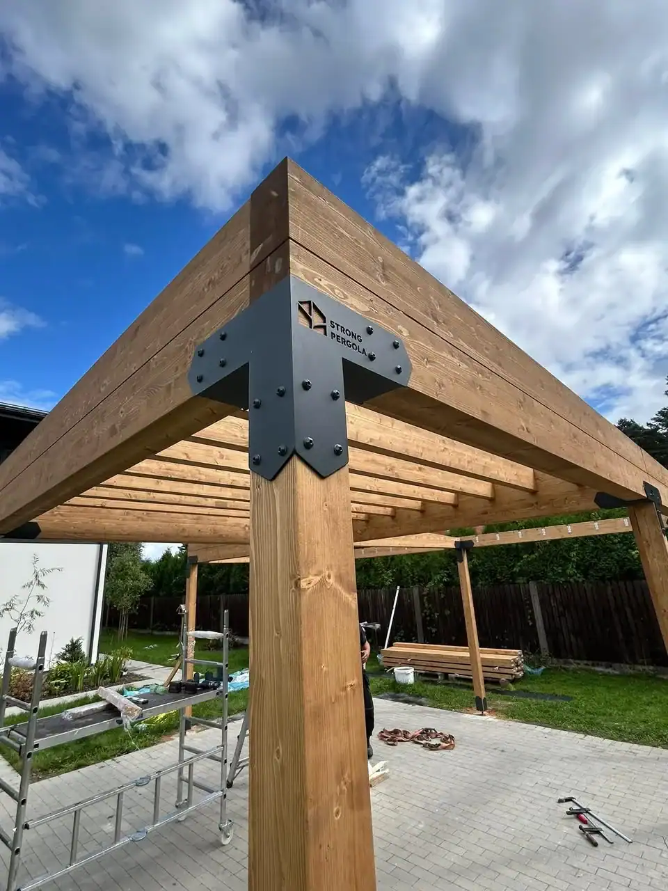 manufacturing industrial website design strong pergola 2