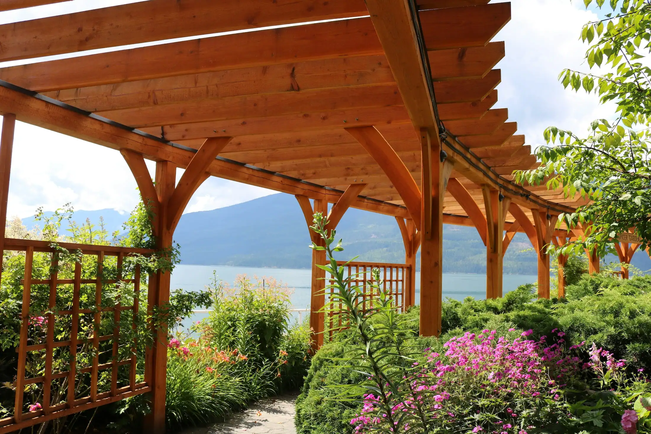 manufacturing industrial website design strong pergola